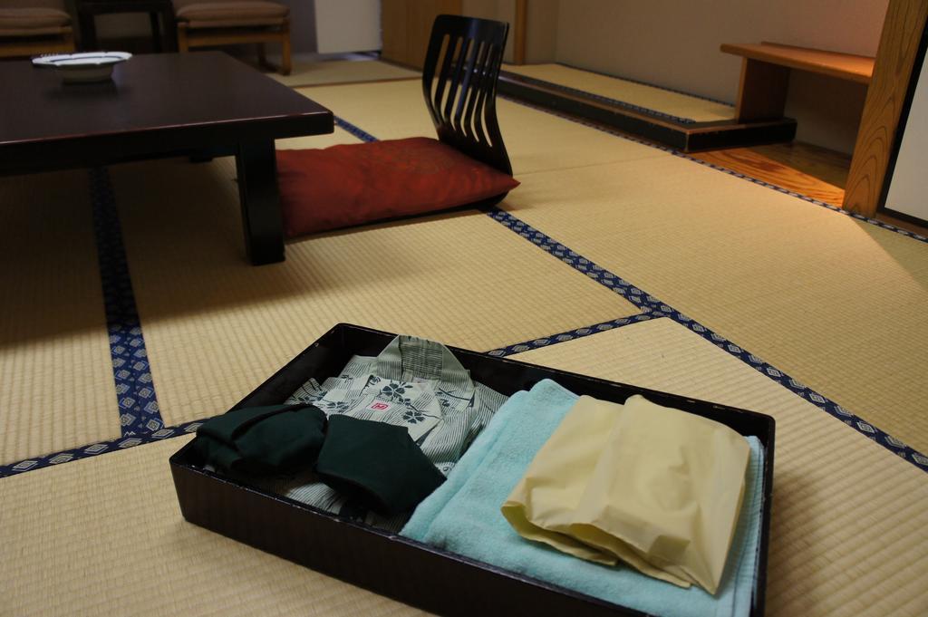 ホテル 錦の湯 地本屋 松本市 エクステリア 写真